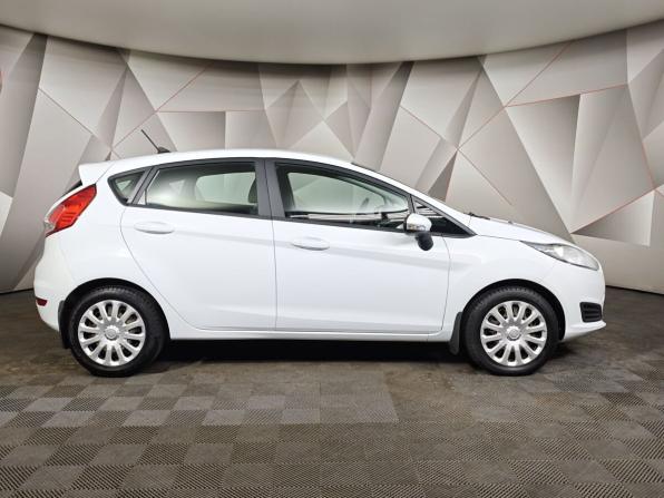 Ford Fiesta Mk6 Рестайлинг с пробегом 2019 года, цена 747 000 рублей, 85059 км, хэтчбек, Автокод Объявления