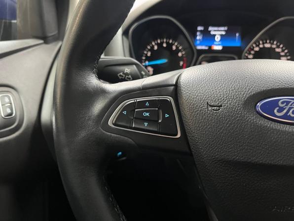 Ford Focus III Рестайлинг с пробегом 2019 года, цена 1 320 000 рублей, 58549 км, хэтчбек, Автокод Объявления