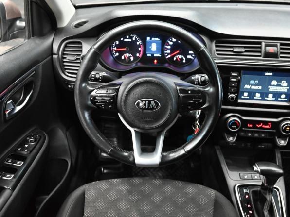 Kia Rio IV с пробегом 2018 года, цена 1 850 000 рублей, 62282 км, хэтчбек, Автокод Объявления