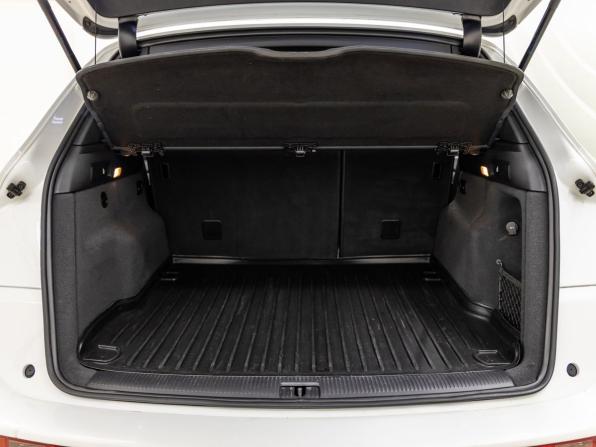 Audi Q5 I (8R) с пробегом 2012 года, цена 1 388 000 рублей, 117804 км, внедорожник, Автокод Объявления