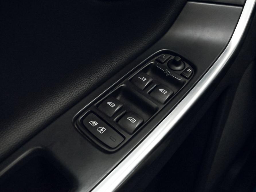 Volvo XC60 I Рестайлинг Екатеринбург  - изображение 13