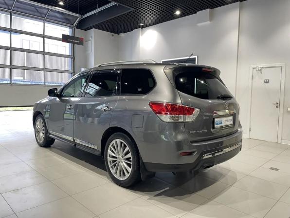 Nissan Pathfinder IV с пробегом 2016 года, цена 1 802 000 рублей, 141000 км, внедорожник, Автокод Объявления