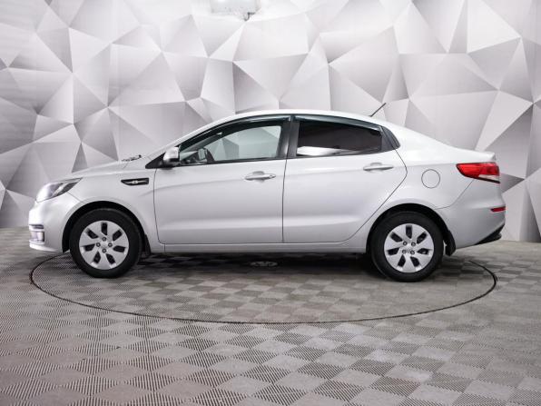 Kia Rio III Рестайлинг с пробегом 2016 года, цена 948 000 рублей, 192000 км, седан, Автокод Объявления