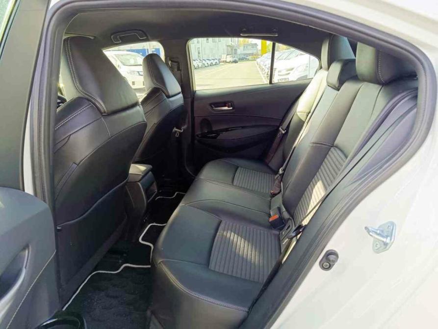 Toyota Corolla XI (E160 E170 E180) Рестайлинг 1 Тюмень  - изображение 15