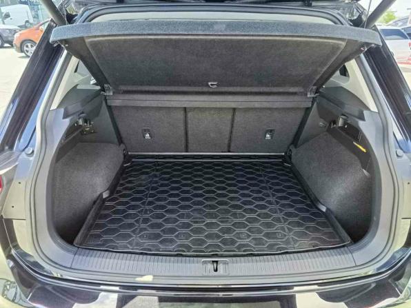 Volkswagen Tiguan II с пробегом 2018 года, цена 3 536 000 рублей, 61562 км, внедорожник, Автокод Объявления