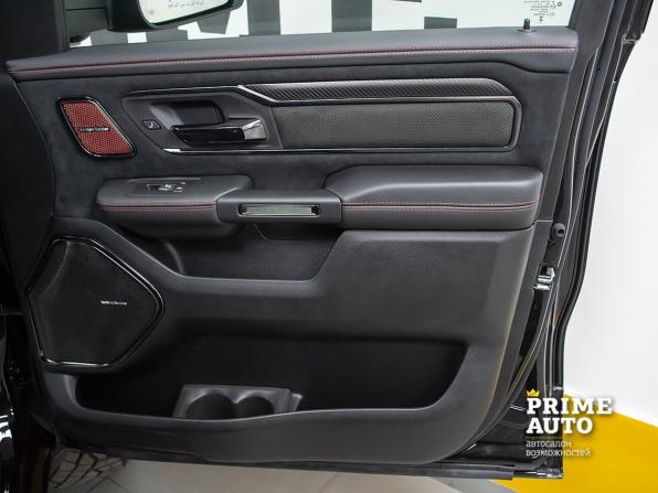 Ram 1500 V Рестайлинг с пробегом 2025 года, цена 11 299 000 рублей, 51 км, offers.body_type.unknown, Автокод Объявления