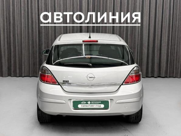 Opel Astra H Рестайлинг с пробегом 2010 года, цена 649 000 рублей, 123000 км, хэтчбек, Автокод Объявления