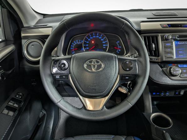 Toyota RAV4 IV (XA40) с пробегом 2013 года, цена 1 679 000 рублей, 233000 км, внедорожник, Автокод Объявления