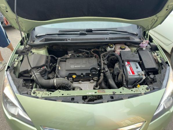 Opel Astra J Рестайлинг с пробегом 2011 года, цена 797 000 рублей, 90000 км, хэтчбек, Автокод Объявления