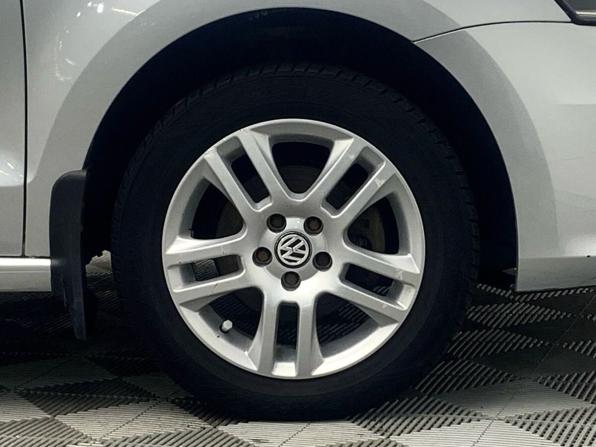 Volkswagen Polo V Рестайлинг с пробегом 2015 года, цена 949 000 рублей, 81938 км, седан, Автокод Объявления