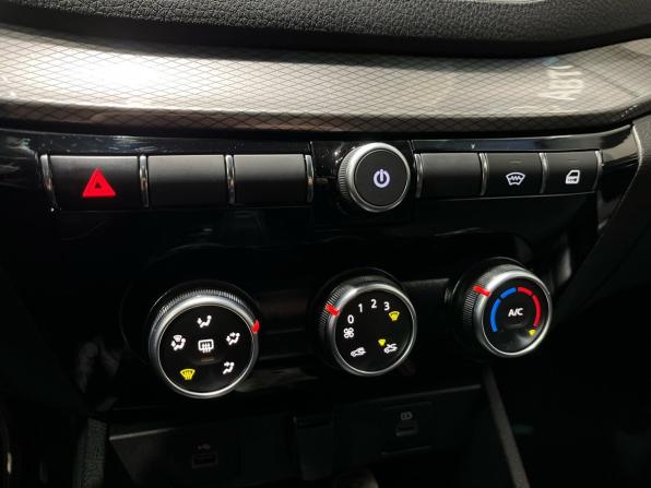 Lada (ВАЗ) Vesta I Рестайлинг (NG) с пробегом 2024 года, цена 1 430 000 рублей, 10027 км, седан, Автокод Объявления