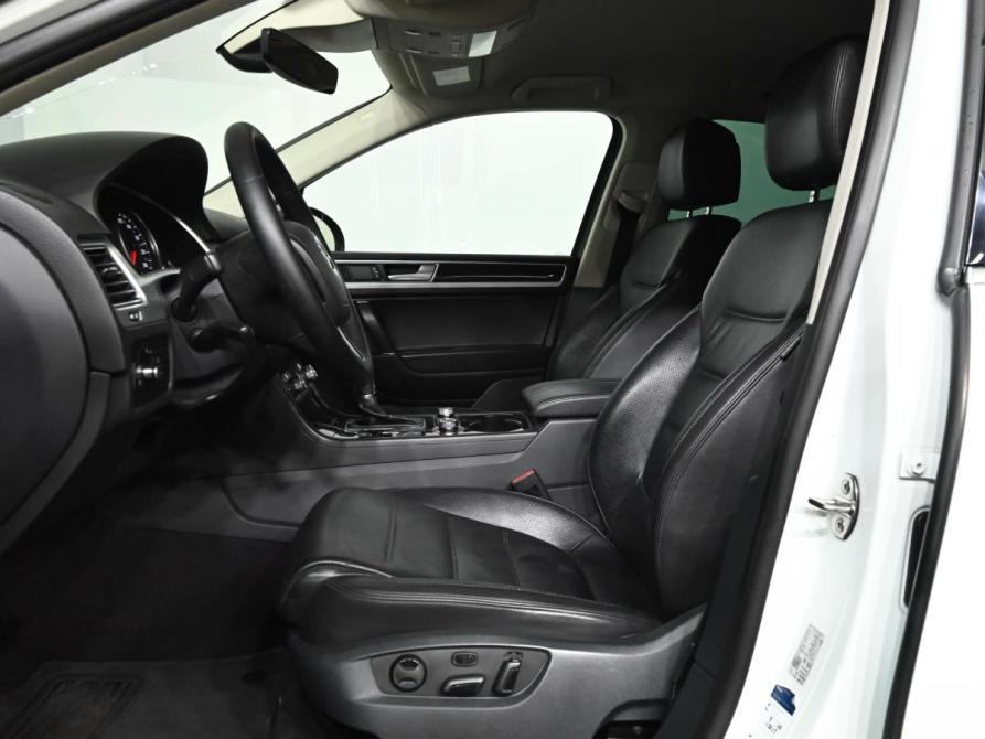 Volkswagen Touareg II Рестайлинг Екатеринбург  - изображение 20