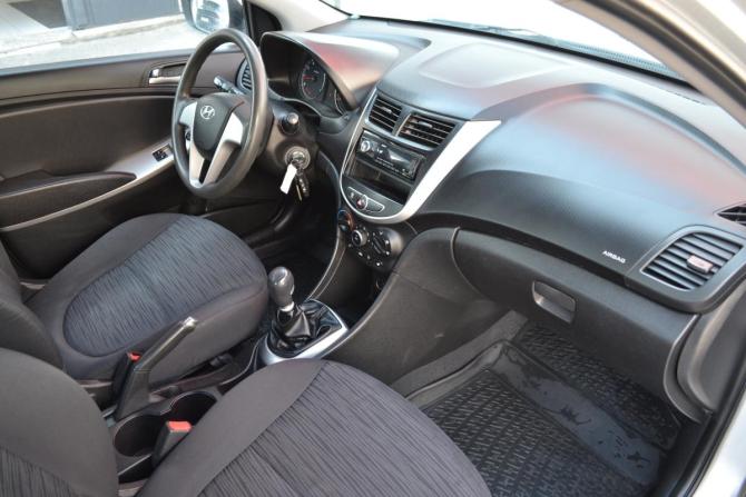Hyundai Solaris I Рестайлинг с пробегом 2015 года, цена 680 000 рублей, 189698 км, седан, Автокод Объявления