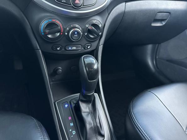 Hyundai Solaris I Рестайлинг с пробегом 2014 года, цена 1 070 000 рублей, 96600 км, седан, Автокод Объявления