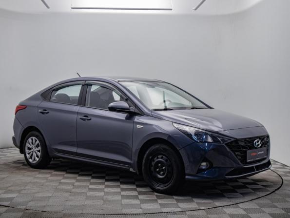 Hyundai Solaris II Рестайлинг с пробегом 2021 года, цена 1 364 000 рублей, 132796 км, седан, Автокод Объявления