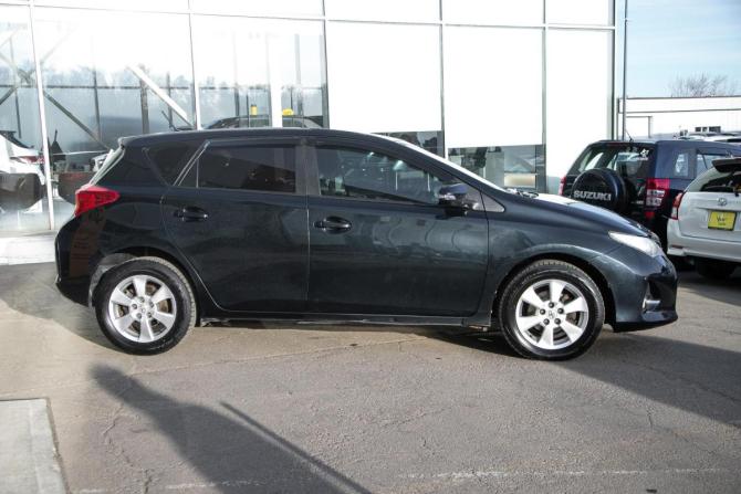 Toyota Auris II с пробегом 2013 года, цена 1 098 000 рублей, 211600 км, хэтчбек, Автокод Объявления
