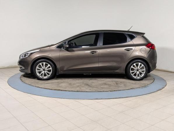 Kia Ceed II с пробегом 2013 года, цена 1 099 900 рублей, 230000 км, хэтчбек, Автокод Объявления