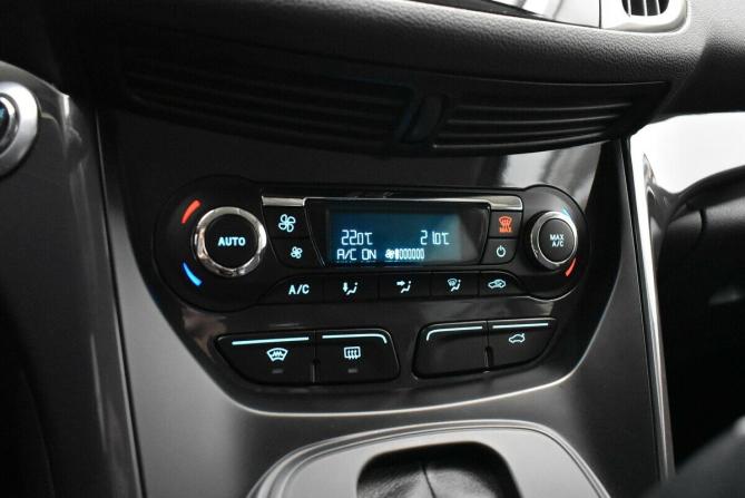 Ford Kuga II с пробегом 2014 года, цена 1 580 000 рублей, 57819 км, внедорожник, Автокод Объявления