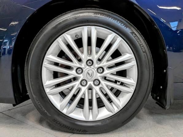 Lexus ES VI Рестайлинг с пробегом 2016 года, цена 2 750 000 рублей, 108341 км, седан, Автокод Объявления