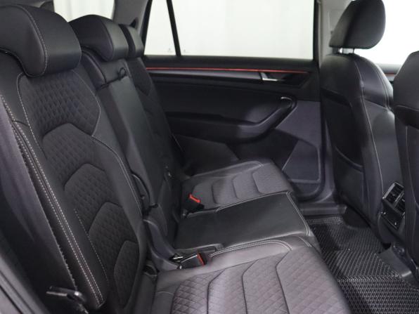 Skoda Kodiaq I с пробегом 2019 года, цена 3 850 000 рублей, 81600 км, внедорожник, Автокод Объявления
