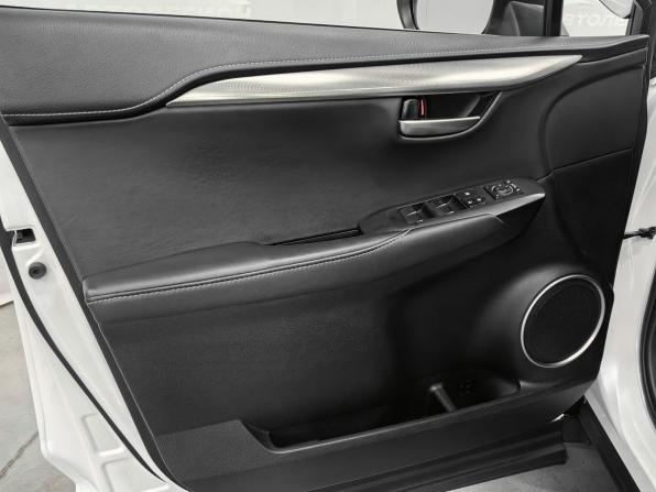 Lexus NX I с пробегом 2016 года, цена 3 200 000 рублей, 65063 км, внедорожник, Автокод Объявления