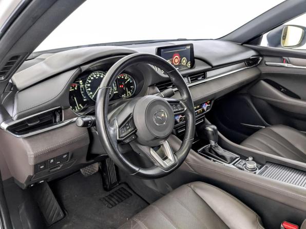 Mazda 6 III (GJ) Рестайлинг 2 с пробегом 2021 года, цена 3 300 000 рублей, 33670 км, седан, Автокод Объявления