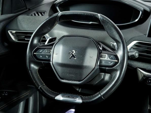 Peugeot 3008 II с пробегом 2017 года, цена 1 898 000 рублей, 224792 км, внедорожник, Автокод Объявления