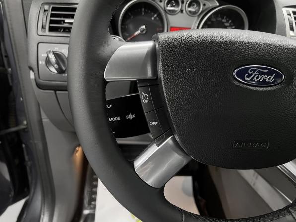 Ford Kuga I с пробегом 2011 года, цена 895 000 рублей, 290758 км, внедорожник, Автокод Объявления
