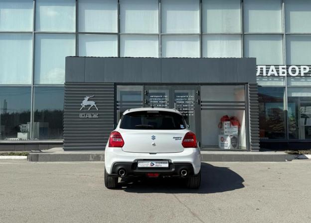 Suzuki Swift V с пробегом 2019 года, цена 1 480 000 рублей, 92655 км, хэтчбек, Автокод Объявления