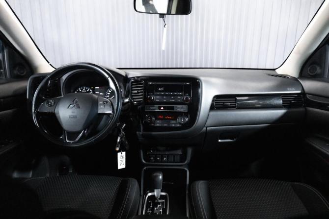 Mitsubishi Outlander III Рестайлинг 2 с пробегом 2018 года, цена 1 899 000 рублей, 206029 км, внедорожник, Автокод Объявления