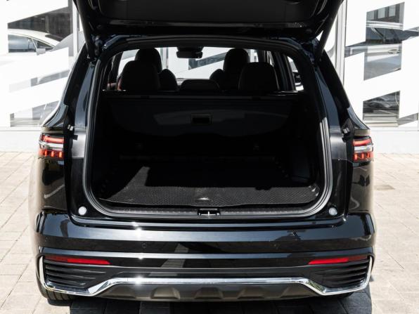 Geely Monjaro I с пробегом 2023 года, цена 3 166 800 рублей, 28558 км, внедорожник, Автокод Объявления
