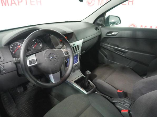 Opel Astra H Рестайлинг с пробегом 2011 года, цена 545 000 рублей, 199183 км, седан, Автокод Объявления