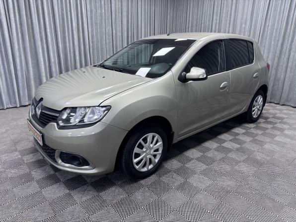 Renault Sandero II с пробегом 2018 года, цена 1 049 000 рублей, 73145 км, хэтчбек, Автокод Объявления