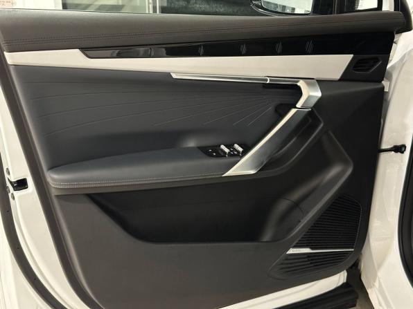 Geely Atlas II с пробегом 2024 года, цена 2 787 000 рублей, 54146 км, внедорожник, Автокод Объявления