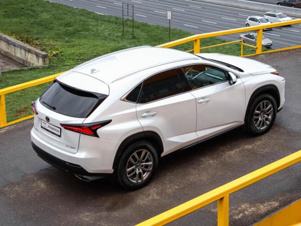 Lexus NX I Рестайлинг с пробегом 2019 года, цена 4 080 000 рублей, 89785 км, внедорожник, Автокод Объявления