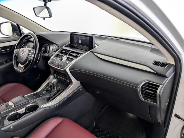 Lexus NX I Рестайлинг с пробегом 2018 года, цена 2 940 000 рублей, 129618 км, внедорожник, Автокод Объявления