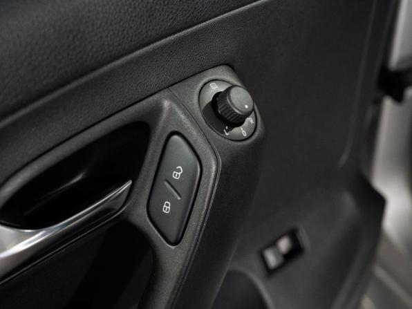 Volkswagen Polo V Рестайлинг с пробегом 2017 года, цена 1 149 500 рублей, 142178 км, седан, Автокод Объявления