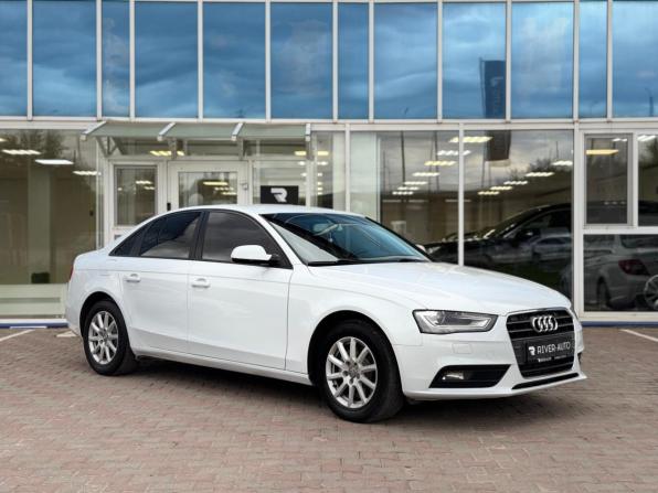 Audi A4 IV (B8) Рестайлинг с пробегом 2012 года, цена 1 215 000 рублей, 210458 км, седан, Автокод Объявления
