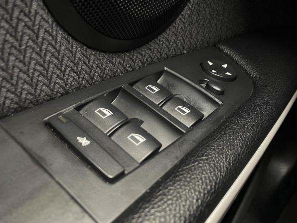BMW 3 серии V (E90/E91/E92/E93) Рестайлинг с пробегом 2010 года, цена 1 137 000 рублей, 111078 км, седан, Автокод Объявления