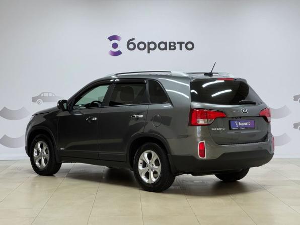Kia Sorento II Рестайлинг с пробегом 2017 года, цена 1 700 000 рублей, 204657 км, внедорожник, Автокод Объявления
