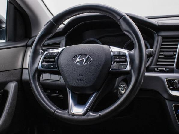 Hyundai Sonata VII (LF) Рестайлинг с пробегом 2017 года, цена 1 760 000 рублей, 101633 км, седан, Автокод Объявления