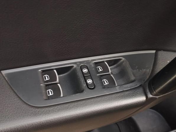 Volkswagen Touareg II с пробегом 2011 года, цена 1 729 000 рублей, 212195 км, внедорожник, Автокод Объявления
