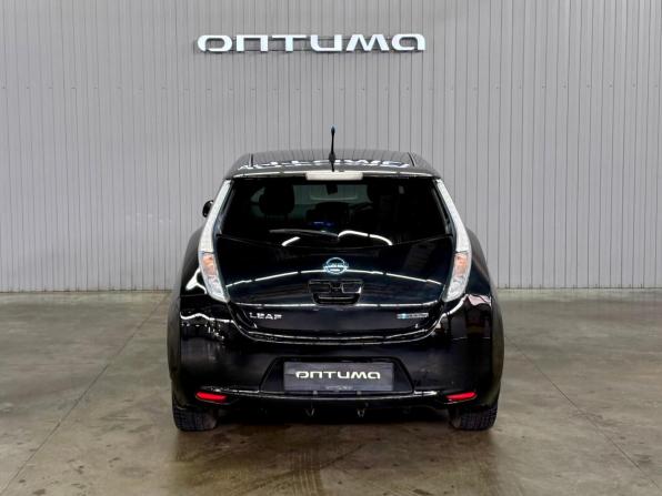 Nissan Leaf I (ZE0/AZE0) с пробегом 2014 года, цена 847 000 рублей, 176932 км, хэтчбек, Автокод Объявления