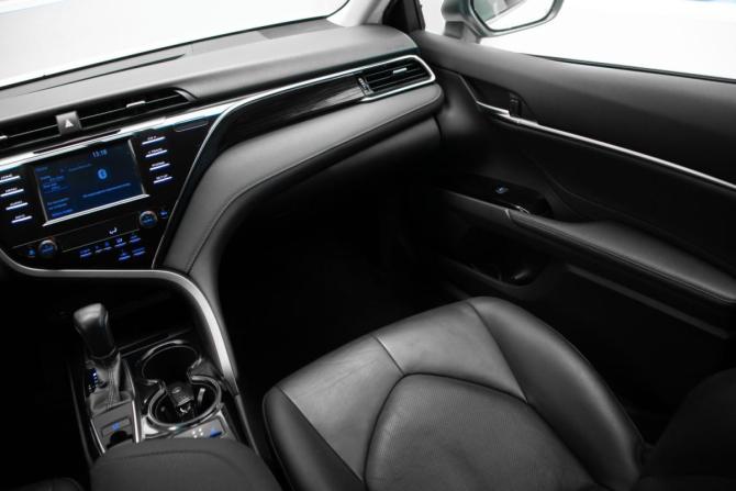 Toyota Camry VIII (XV70) с пробегом 2019 года, цена 2 149 000 рублей, 199999 км, седан, Автокод Объявления