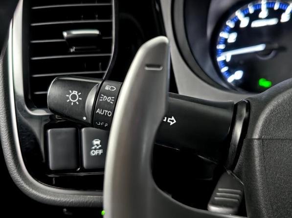 Mitsubishi Outlander III Рестайлинг 2 с пробегом 2018 года, цена 1 848 000 рублей, 151350 км, внедорожник, Автокод Объявления