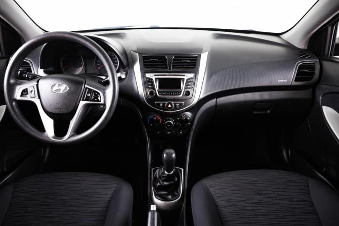 Hyundai Solaris I Рестайлинг с пробегом 2015 года, цена 789 000 рублей, 62823 км, седан, Автокод Объявления