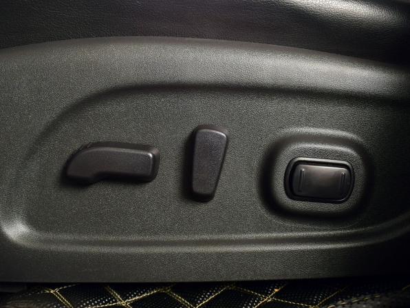 Nissan Pathfinder IV с пробегом 2014 года, цена 1 715 995 рублей, 192375 км, внедорожник, Автокод Объявления
