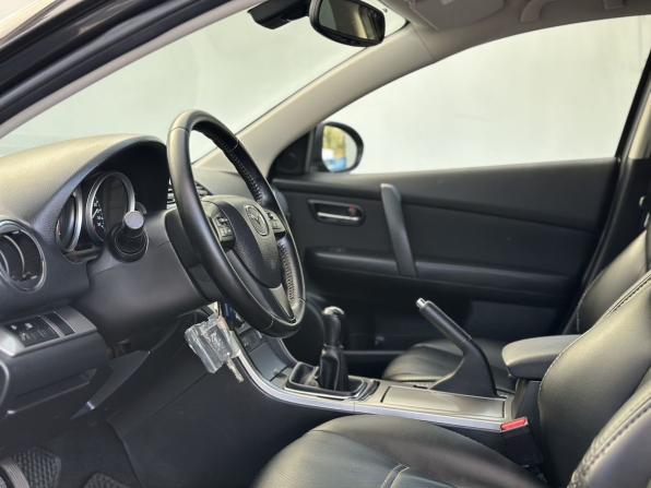 Mazda 6 II (GH) Рестайлинг с пробегом 2010 года, цена 890 000 рублей, 211048 км, седан, Автокод Объявления
