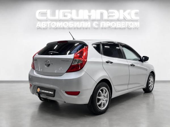 Hyundai Solaris I с пробегом 2012 года, цена 700 000 рублей, 183000 км, хэтчбек, Автокод Объявления