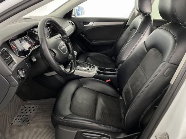 Audi A4 IV (B8) Рестайлинг с пробегом 2013 года, цена 1 240 000 рублей, 209453 км, седан, Автокод Объявления